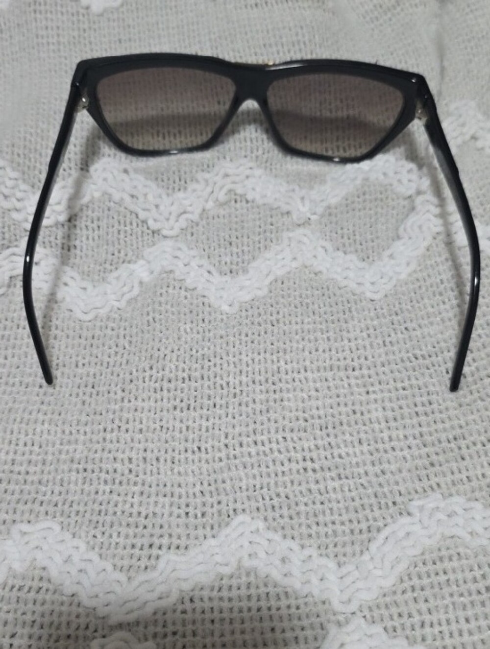 Vtg 80s Laura Biagiotti Tortoiseshell Sunglasses Gold Accent Italian Eyewear - Picture 5 of 7